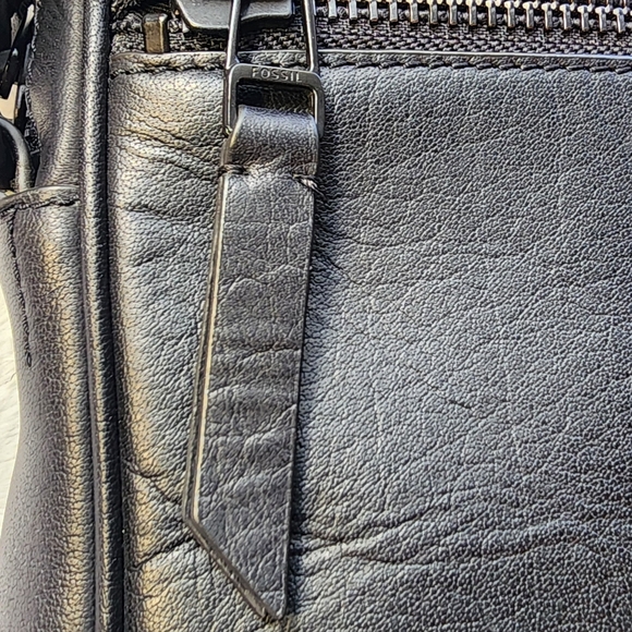 Fossil Other - Fossil Men's Sport Buffalo Hide leather courier/messenger bag color Black NWOT